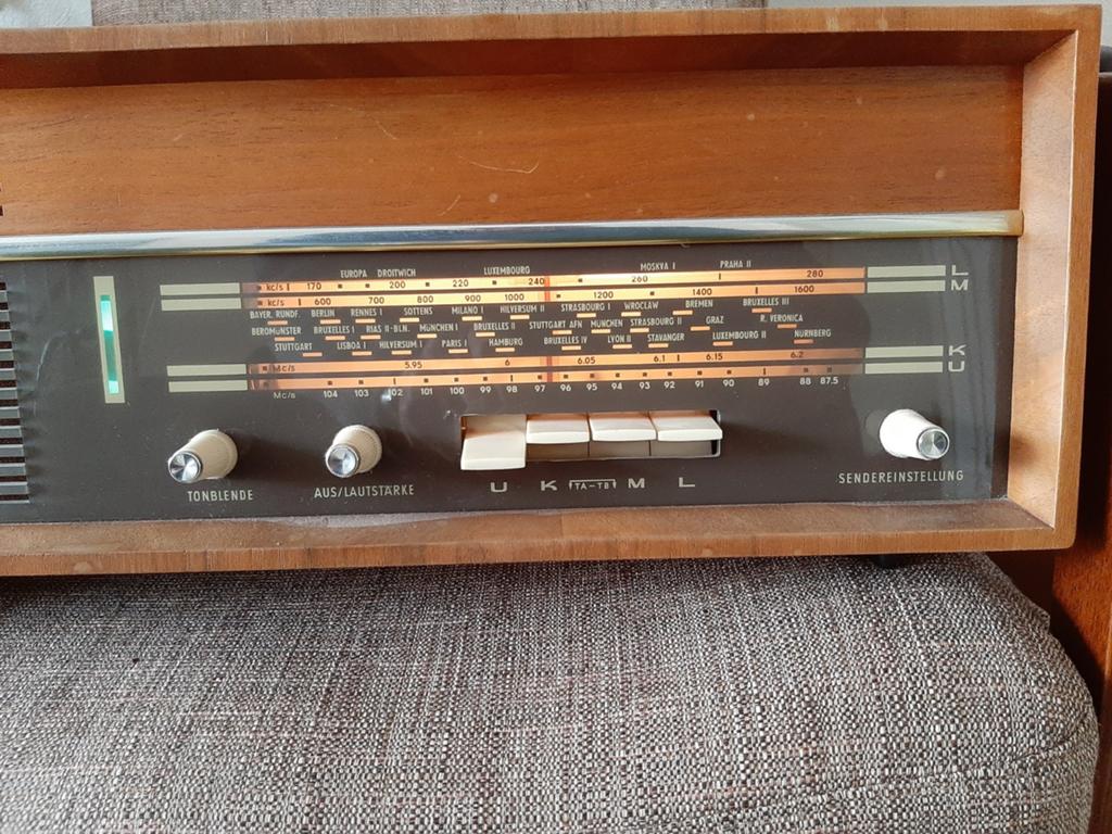 Vintage VEB Stern-Radio Sonnenberg radio, Ophalen, Zo goed als nieuw, Overige typen