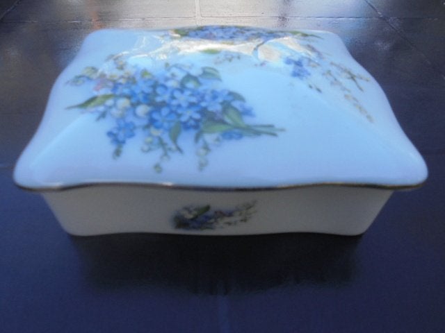 Fine Bone China bakje met deksel porselein, Verzamelen, Ophalen of Verzenden, Zo goed als nieuw, Porselein, Overige typen