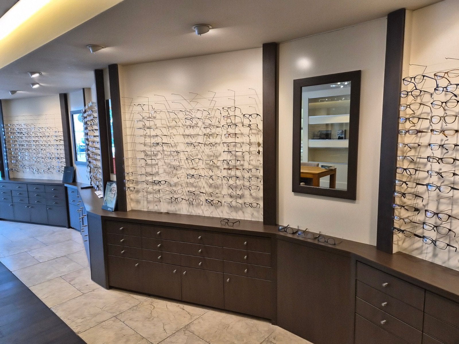 Optiek presentatie interieur voor opticien, Ophalen, Overige typen