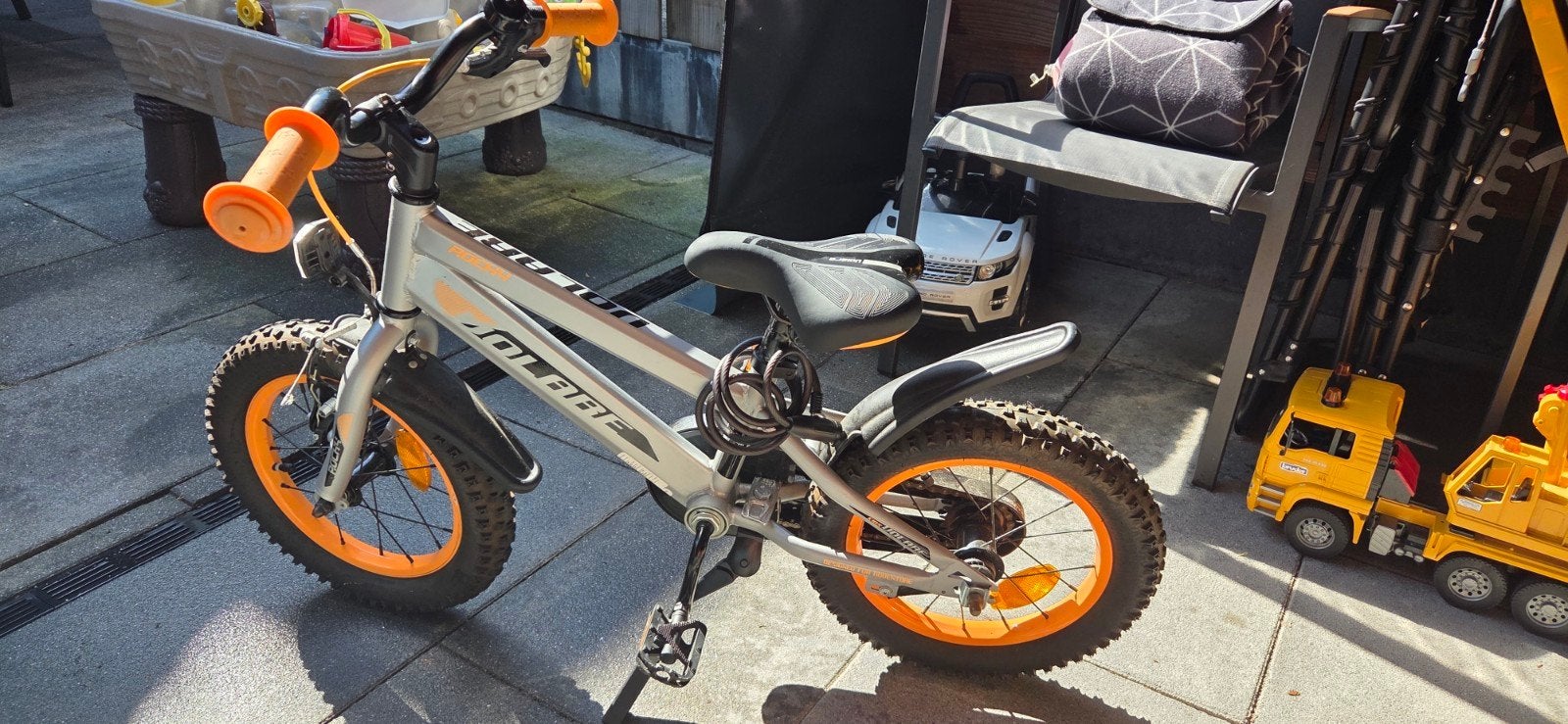 Jongens kinderfiets 14 inch 1 jaar oud!, Ophalen, Zo goed als nieuw, Terugtraprem, 14 tot 16 inch