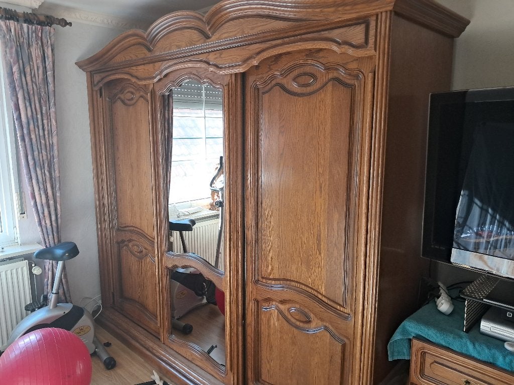 2 eikenhouten kasten, Ophalen, Gebruikt