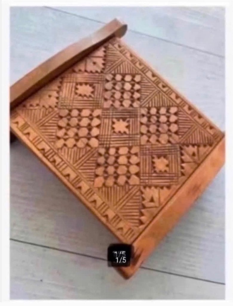 Houten sigaretten doos, kist, mooi bewerkt, Minder dan 50 cm, Minder dan 50 cm, Ophalen of Verzenden, Zo goed als nieuw