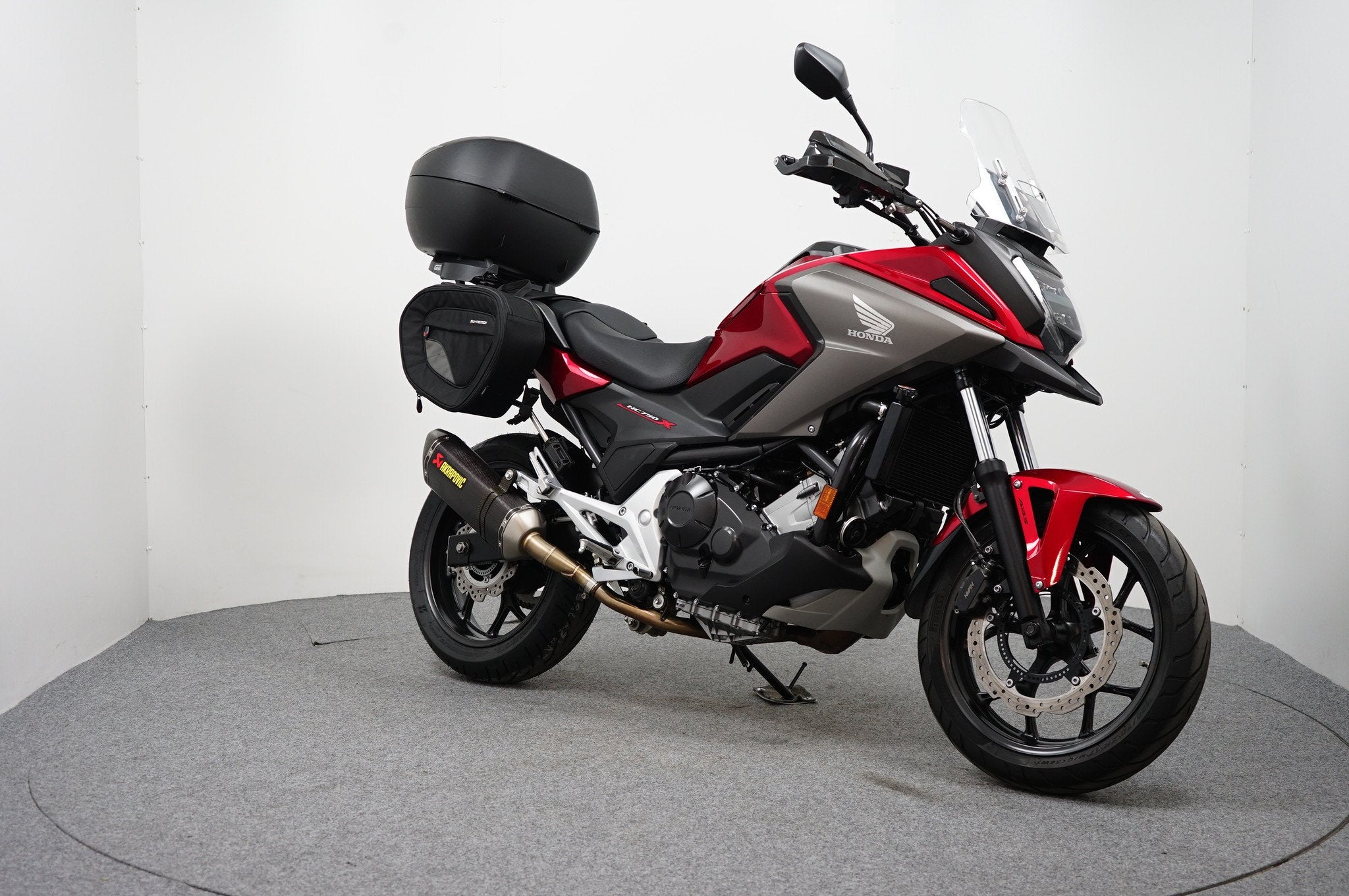 Honda NC 750 XA: GERESERVEERD RD (bj 2019), 745 cc, Bedrijf, Sport, ABS