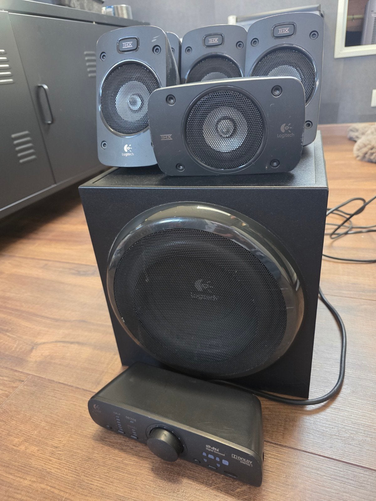 logitech z906, Ophalen of Verzenden