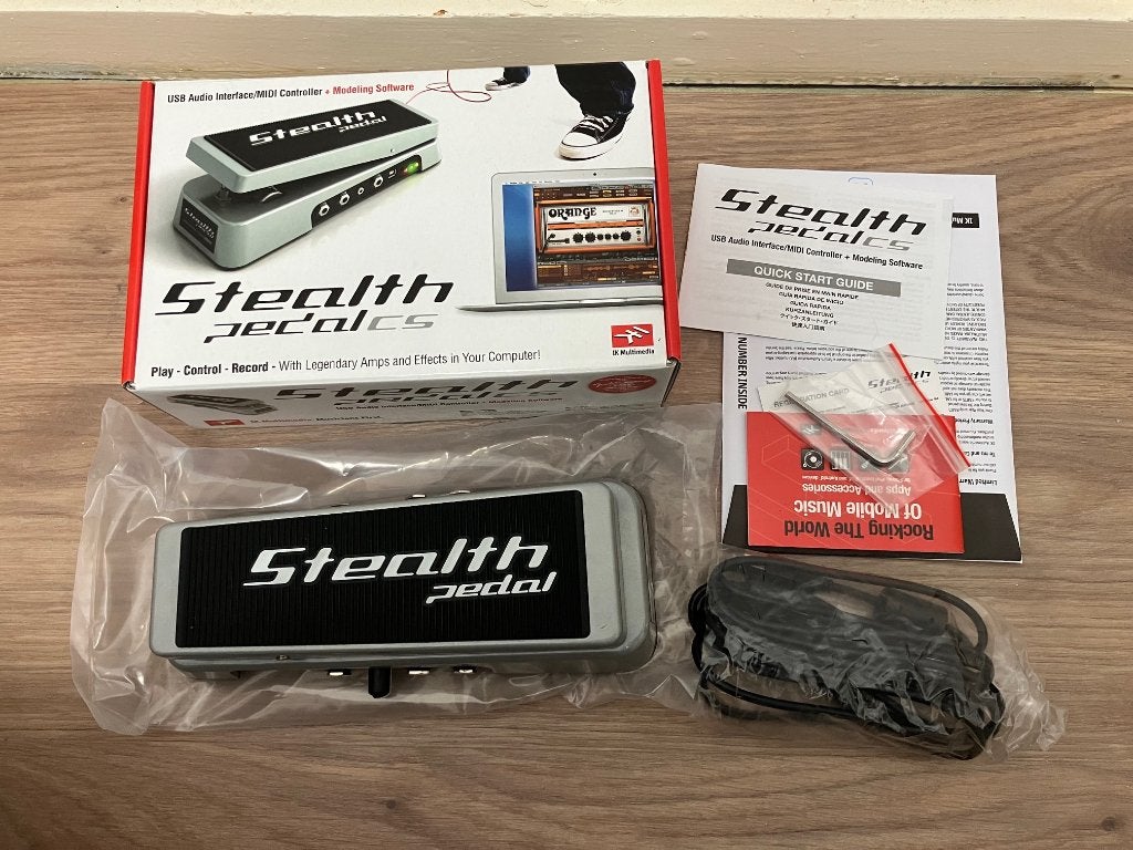 IK Multimedia StealthPedal USB Audio/MIDI Interface, Muziek en Instrumenten, Midi-apparatuur, Ophalen of Verzenden, Gebruikt