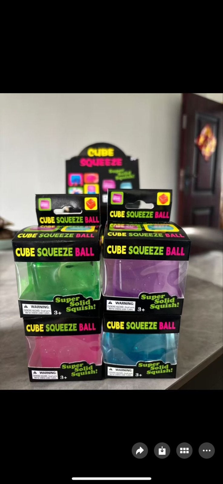 Cube Squeeze Ball - Stressbal kleuren gaan per 144 stuks, Verzamelen, Ophalen of Verzenden, Zo goed als nieuw