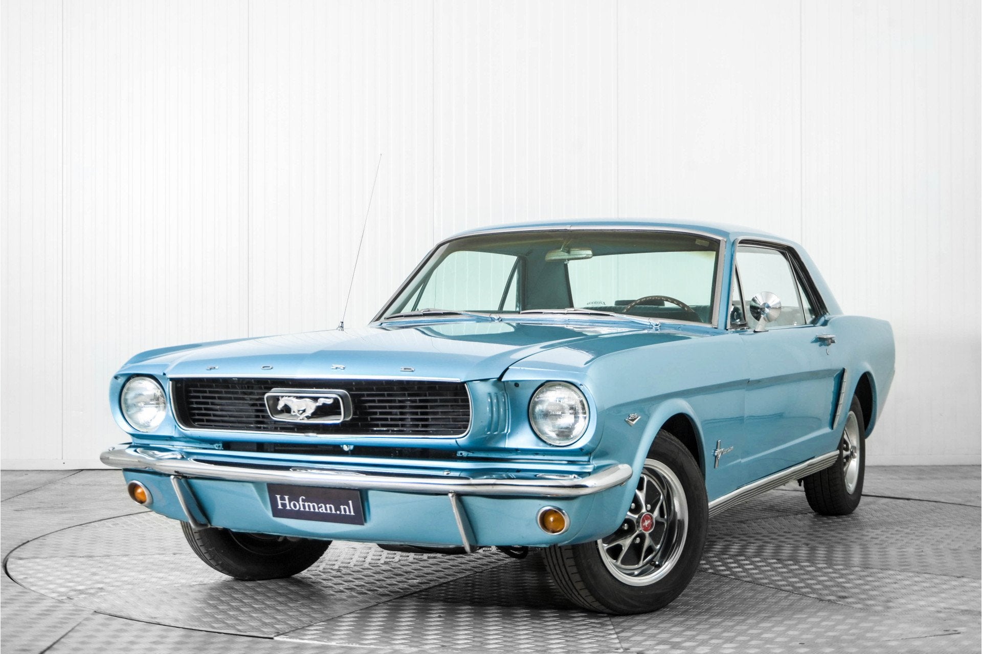 Ford Mustang V8 302 automaat (bj 1966), Auto's, Automaat, Gebruikt, Overige carrosserieën, Bedrijf