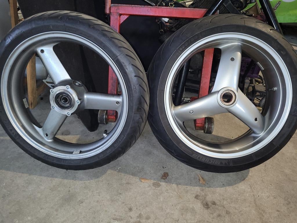 Onderdelen triumph speed triple 955i, Motoren, Ophalen of Verzenden