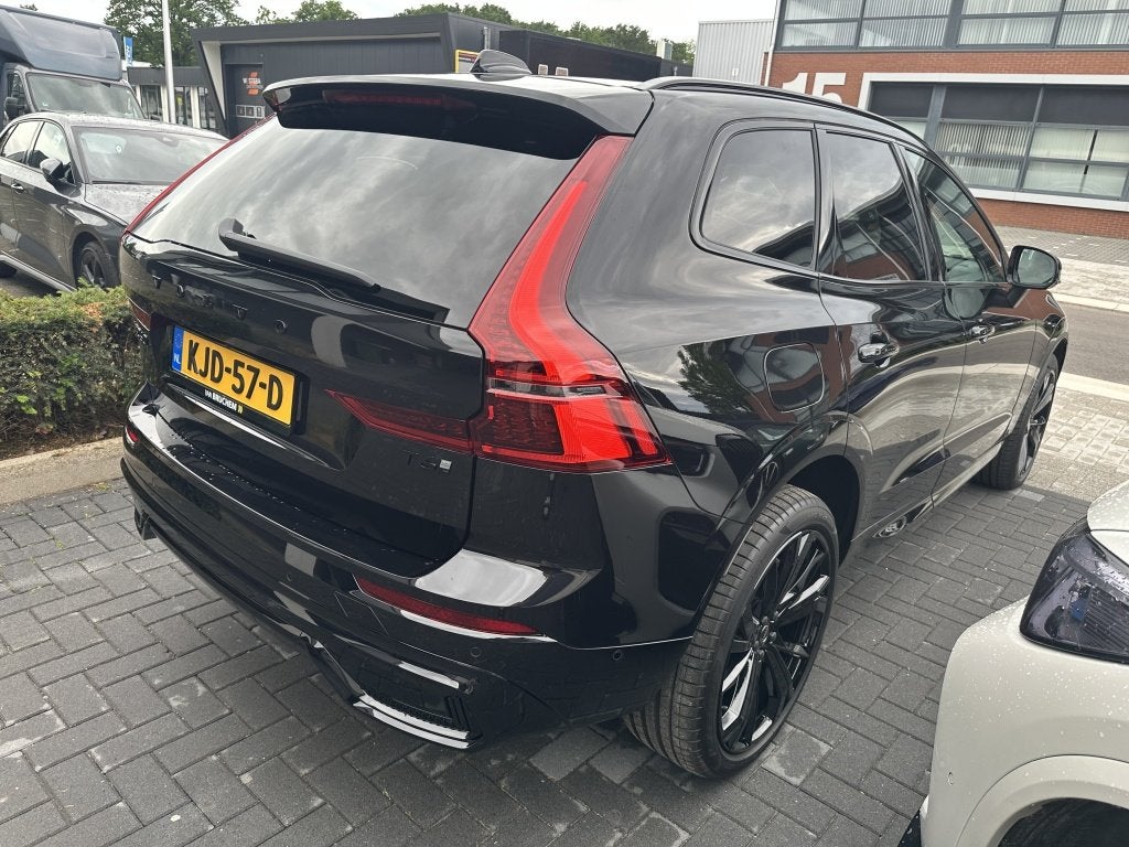 Volvo XC60 2.0 T6 AWD Ultra Black Edition. (bj 2026), Automaat, Gebruikt, 4 cilinders, 1969 cc