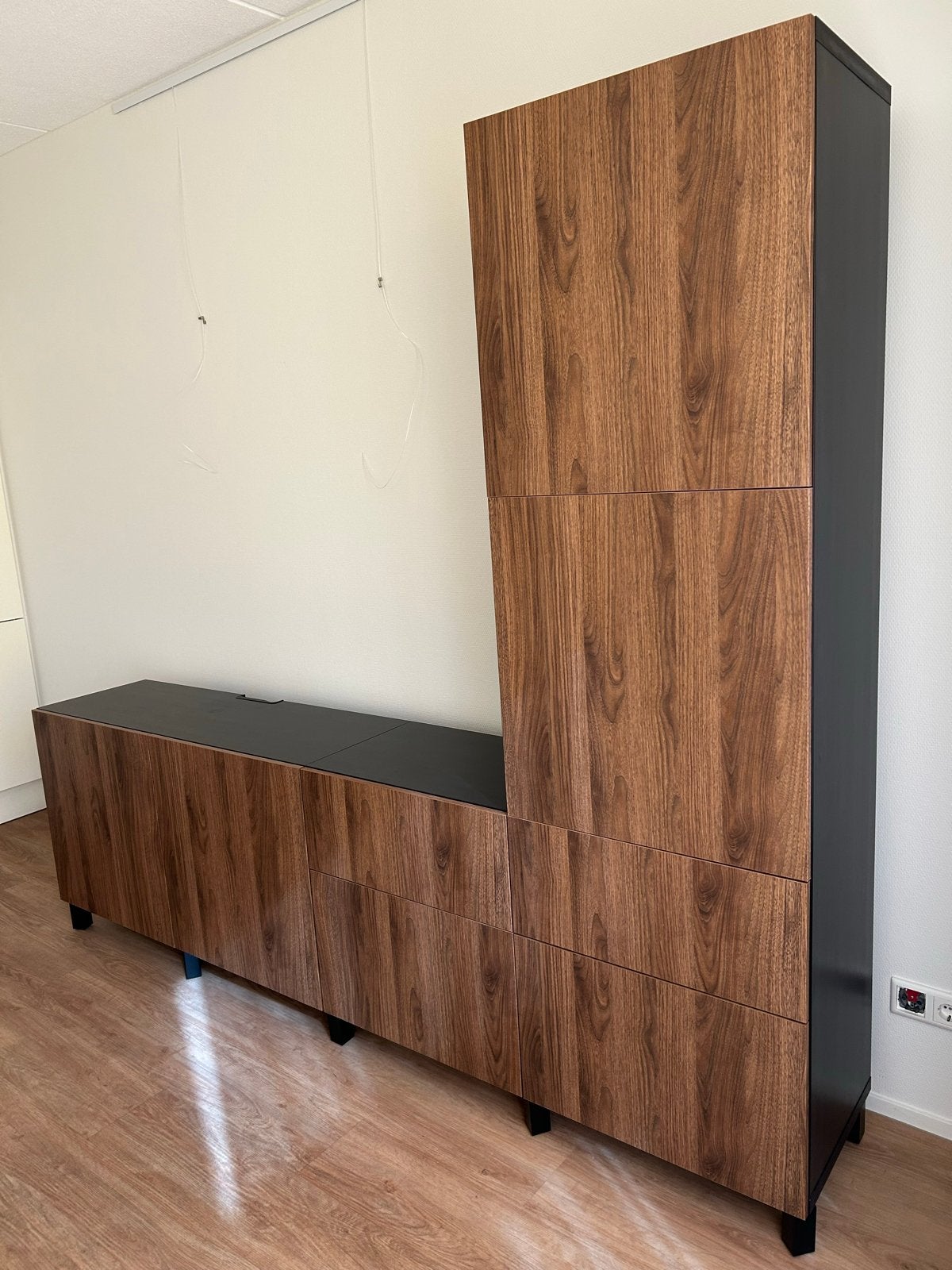 NIEUW: IKEA BESTA TV-meubel met opbergkast - Hout en Zwart, Ophalen, Nieuw