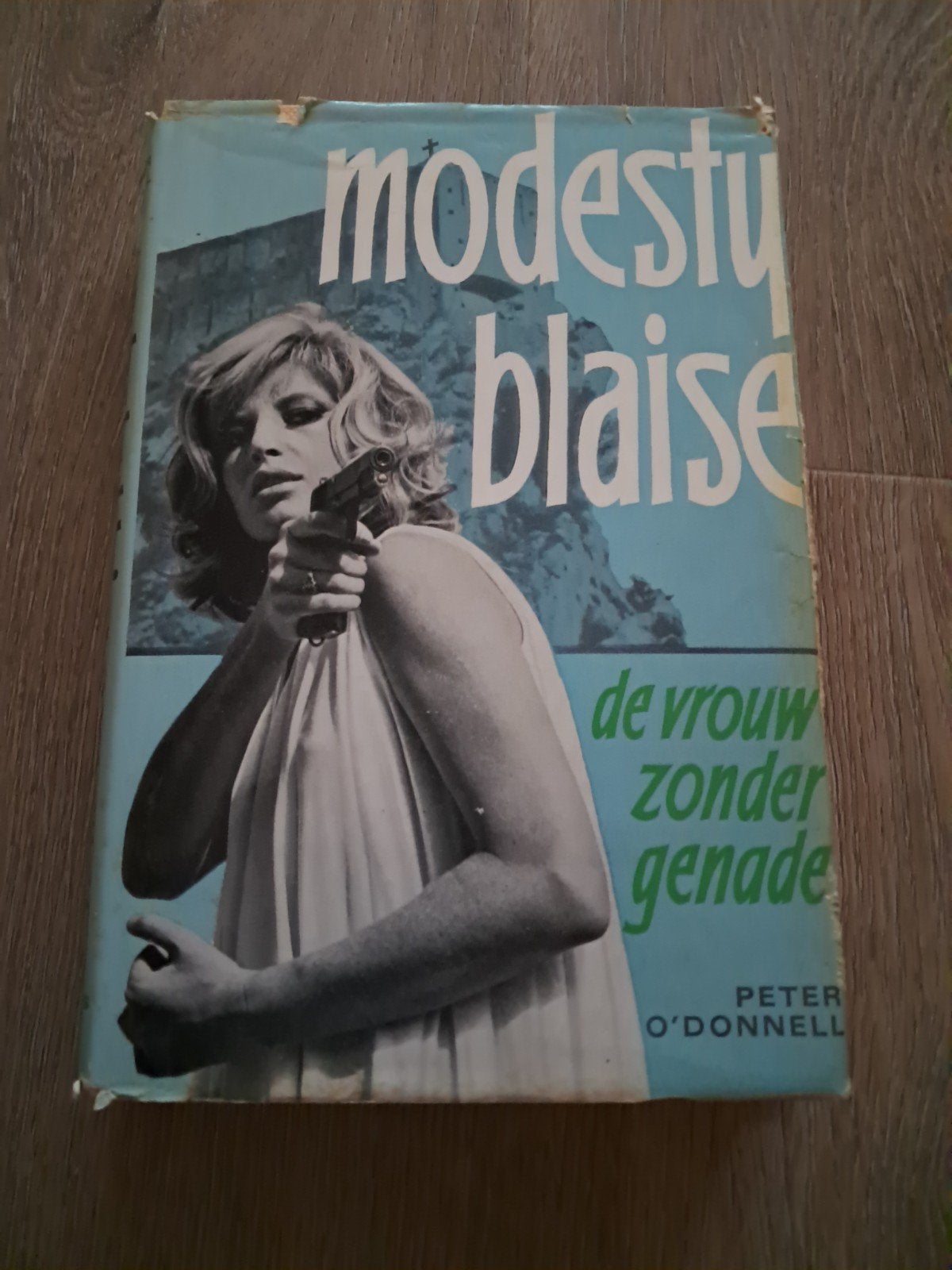 Z6 Modesty Blaise: De vrouw zonder genade - Peter O'Donnell, Ophalen of Verzenden, Gelezen, Peter O'Donnell, Nederland