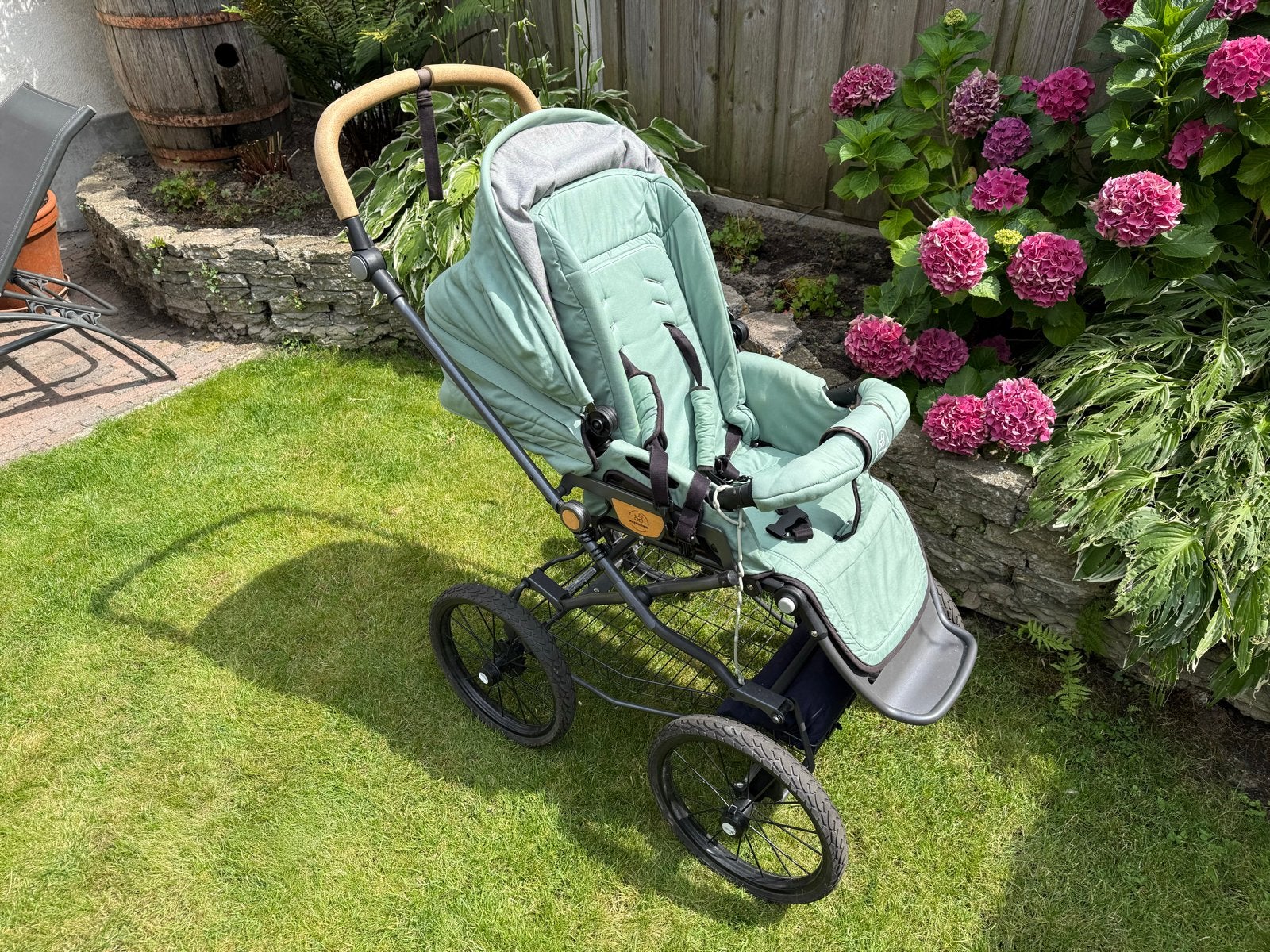 Kinderwagen - Mintgroen, Luchtbanden, Zo goed als nieuw, Combiwagen, Ophalen