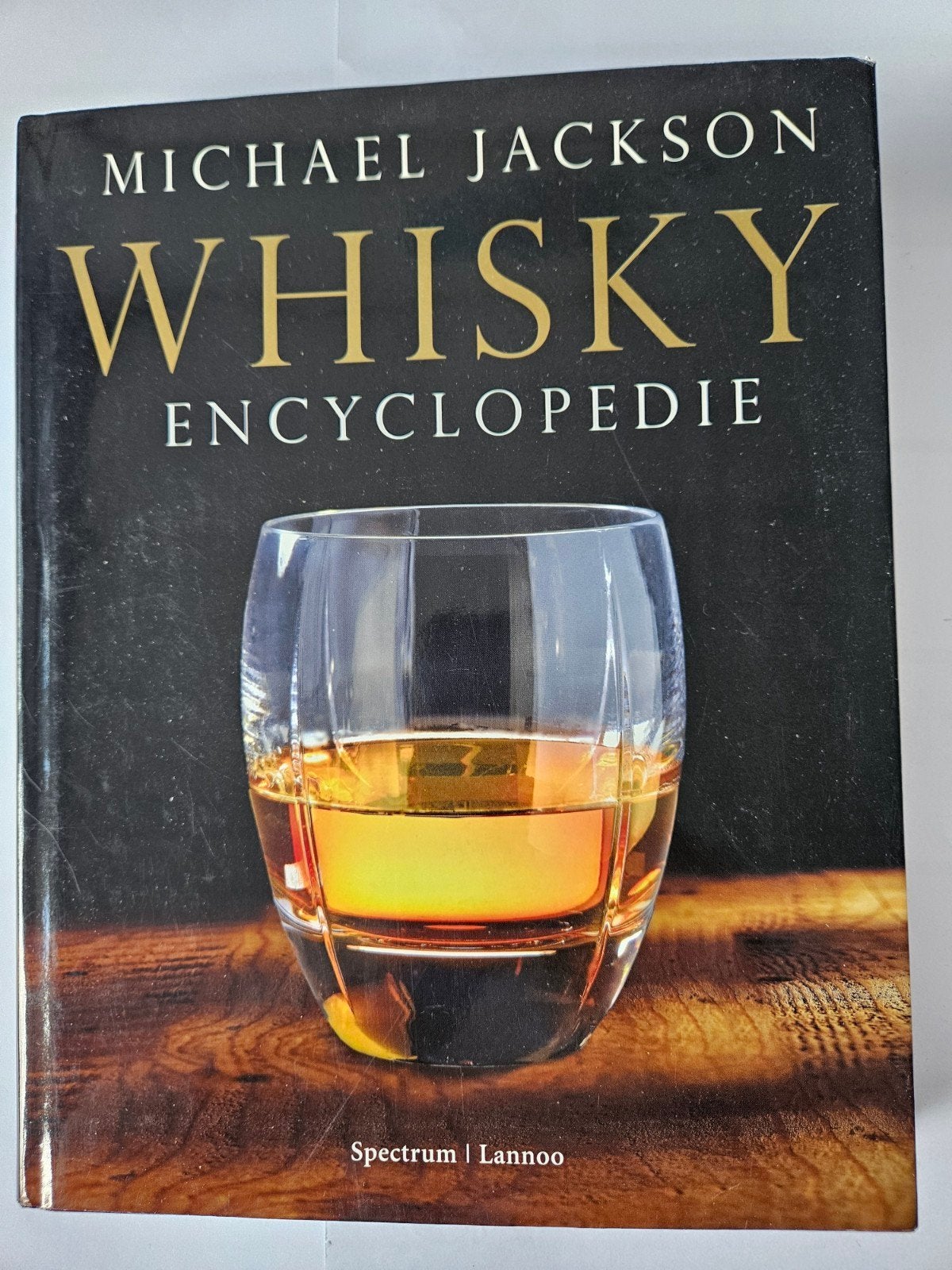 Michael Jackson Whisky Encyclopedie - Spectrum | Lannoo, Boeken, Encyclopedieën, Ophalen of Verzenden, Gelezen, Algemeen