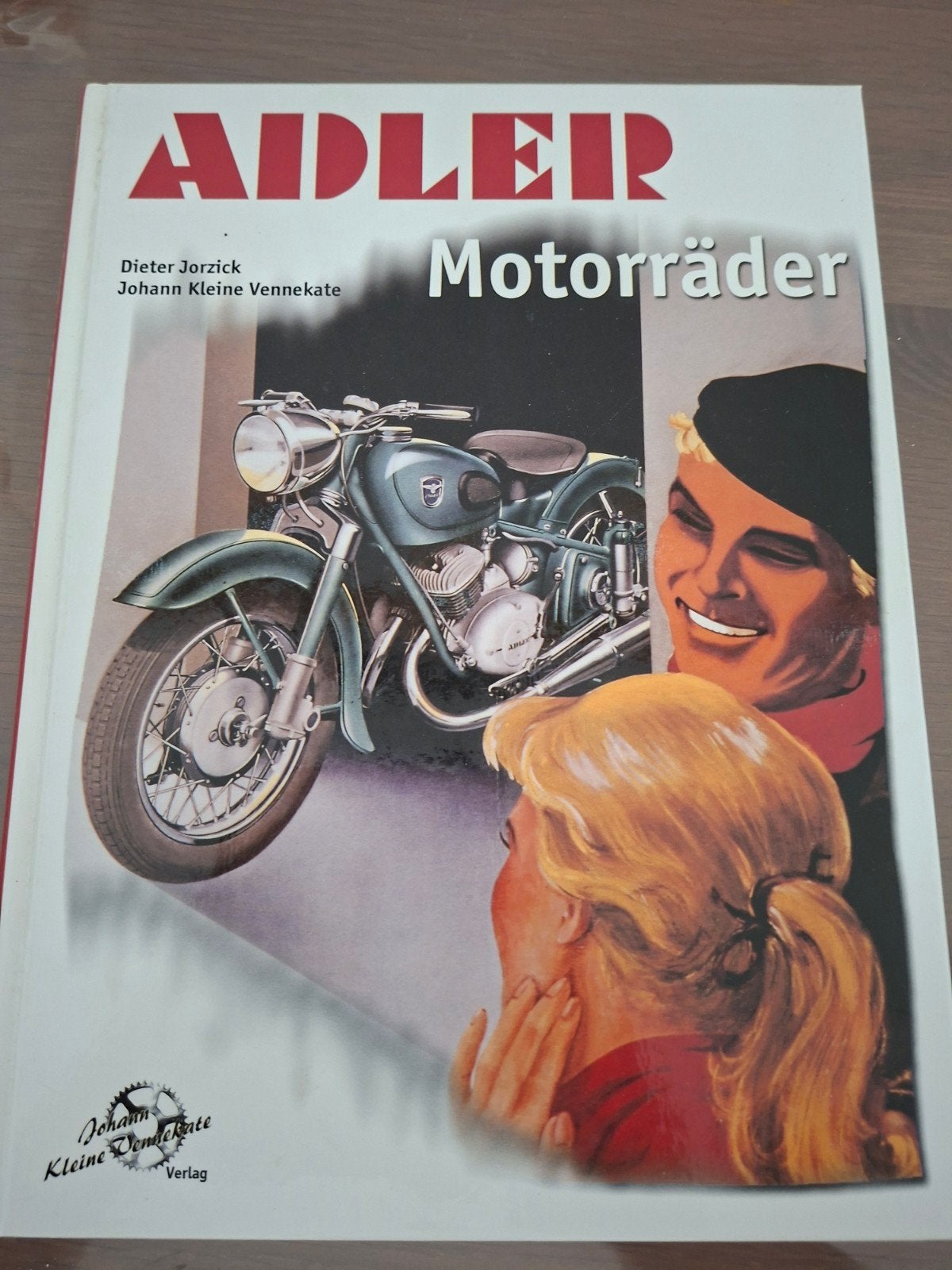Adler Motorräder: Geschiedenis en modellen, Ophalen of Verzenden, Zo goed als nieuw, Merk of Model