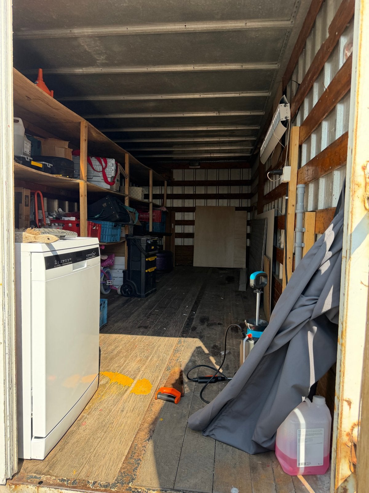 Afzetbak / Container ideaal voor opslag, gratis af te halen, Ophalen