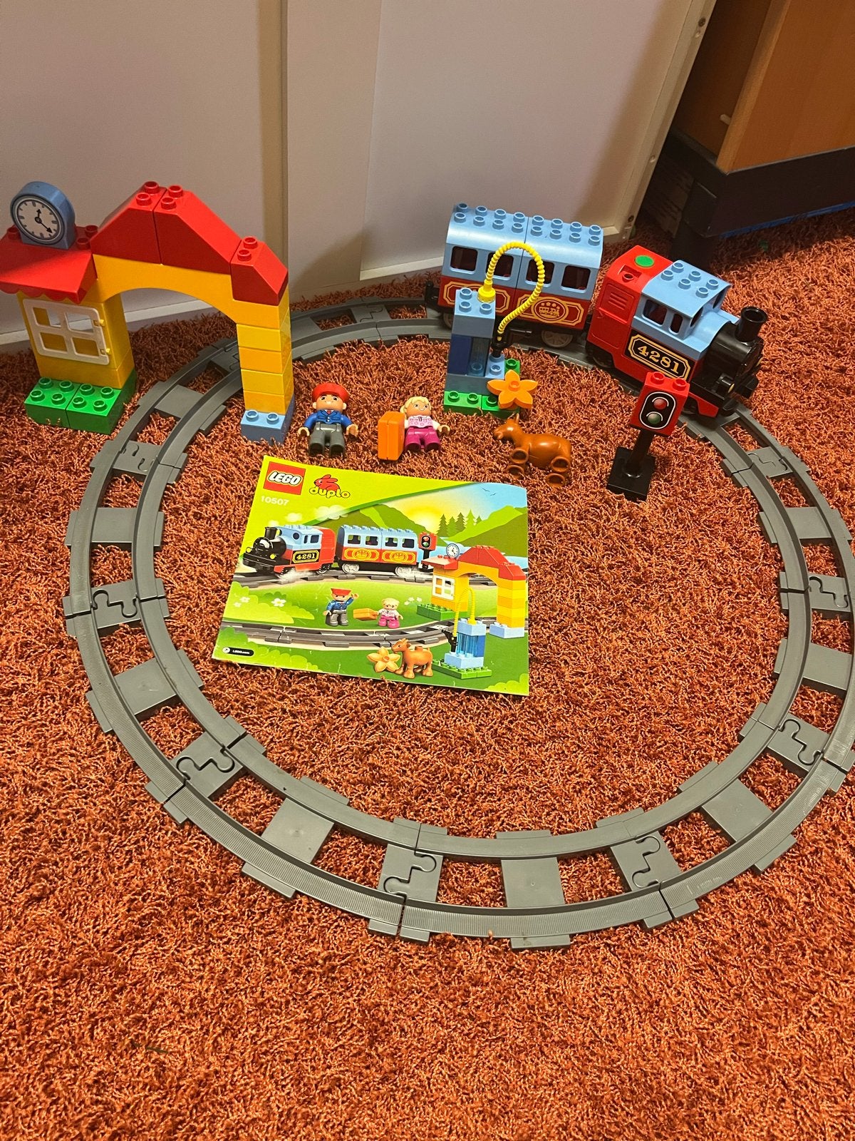 Lego Duplo Trein met rails en station - Set 10507, Ophalen, Overige thema's, Zo goed als nieuw, Compleet