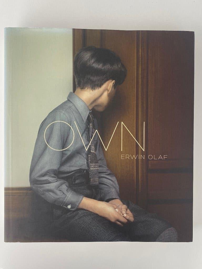 Erwin Olaf OWN gesigneerd, Fotografen, Ophalen of Verzenden, Zo goed als nieuw, Erwin Olaf