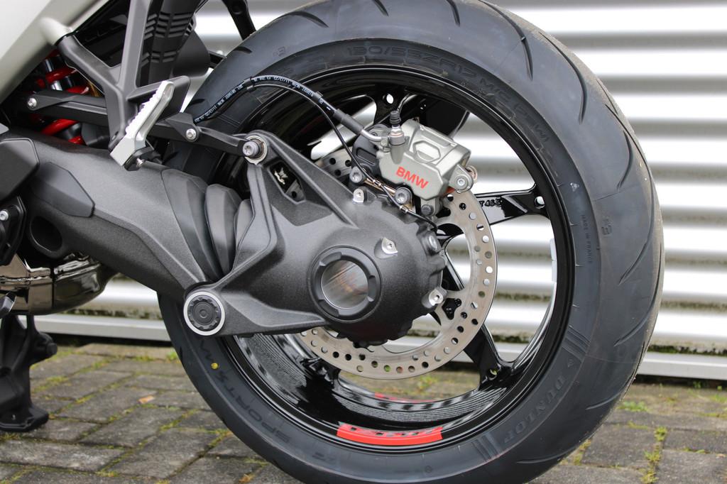 BMW R 1300 RS |Performance |Comfort & Dynamic pakket, Motoren, Cruise Control, Verkoop.motorrad@oostland-enschede.nl, Spaansland 10
7543BG  ENSCHEDE, NL