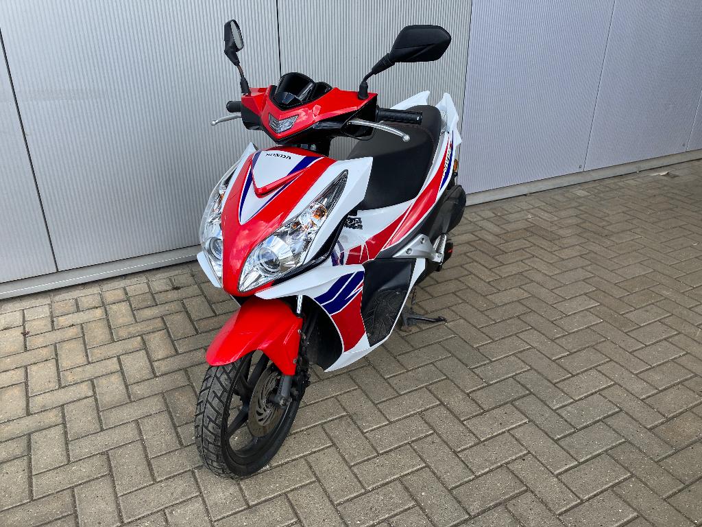 Honda NSC50R, Fietsen en Brommers, Ophalen, Honda, Gebruikt, Maximaal 45 km/u