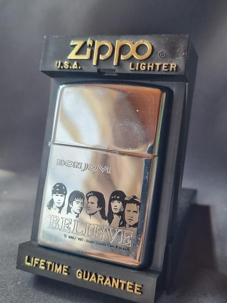 Zippo Bon Jovi Believe 1996, Verzenden, Zo goed als nieuw, Aansteker