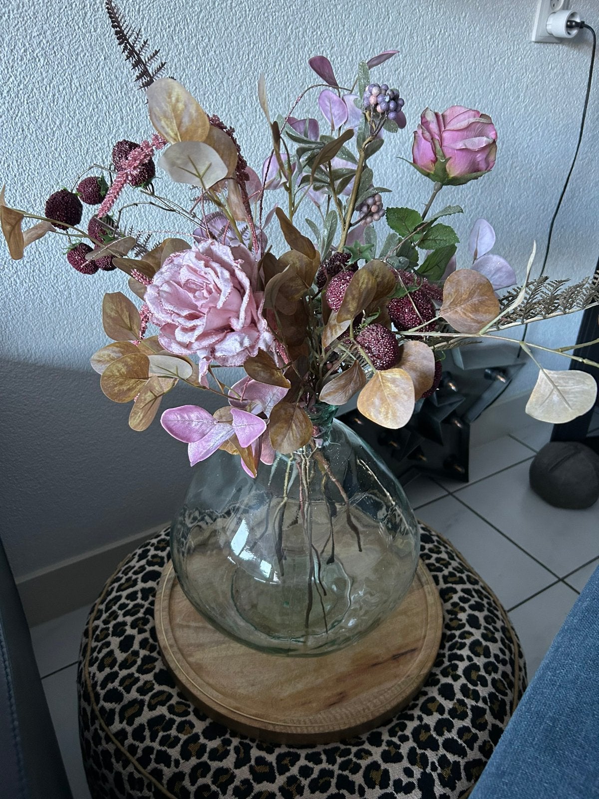 Stoere zware fles met kunst boeket, Ophalen, Zo goed als nieuw, Roze, 65 cm