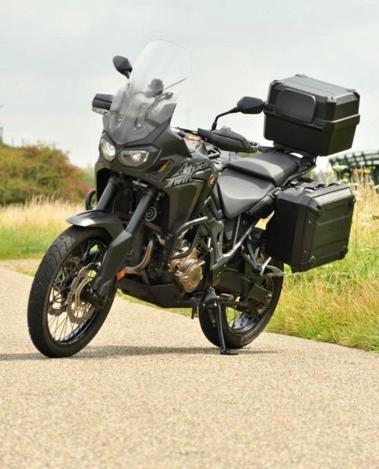 Honda Africa Twin CRF1000L DCT 2017 | Black on Black, Motoren, 2 cilinders, Motorrijbewijs A, Gebruikt, Particulier
