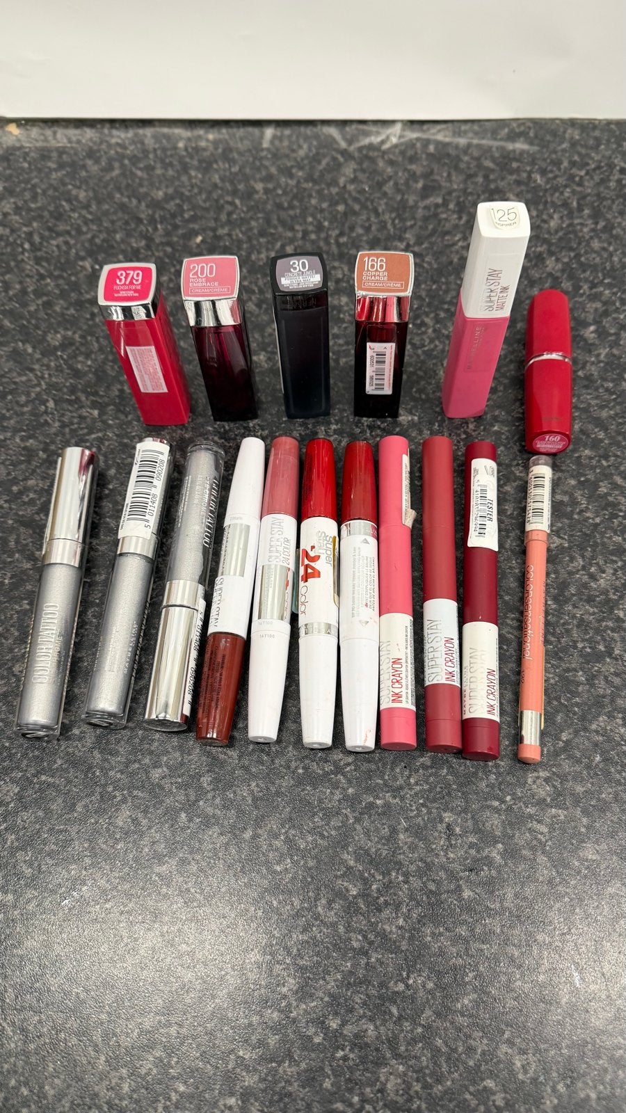 Maybelline Make-up Partij - 17 Stuks, Gebruikt, Overige kleuren, Gehele gezicht, Ophalen of Verzenden