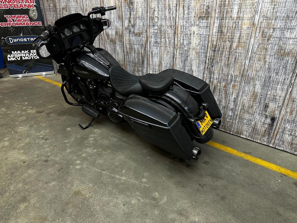 HARLEY-DAVIDSON STREET GLIDE SPECIAL 114 (bj 2020) 40,225 ml, Motoren, 2 cilinders, HARLEY-DAVIDSON, Bedrijf, Onbekend