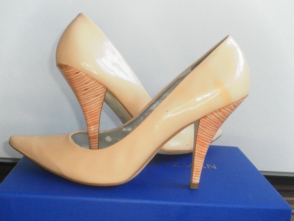BCBG Patent Leather Heels 38.5, Kleding | Dames, Schoenen, Zo goed als nieuw, Dansschoenen, Beige, Ophalen of Verzenden