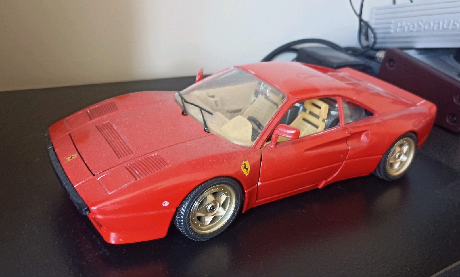 Bburago Ferrari 288 GTO 1:18, Ophalen of Verzenden, Zo goed als nieuw, Bburago