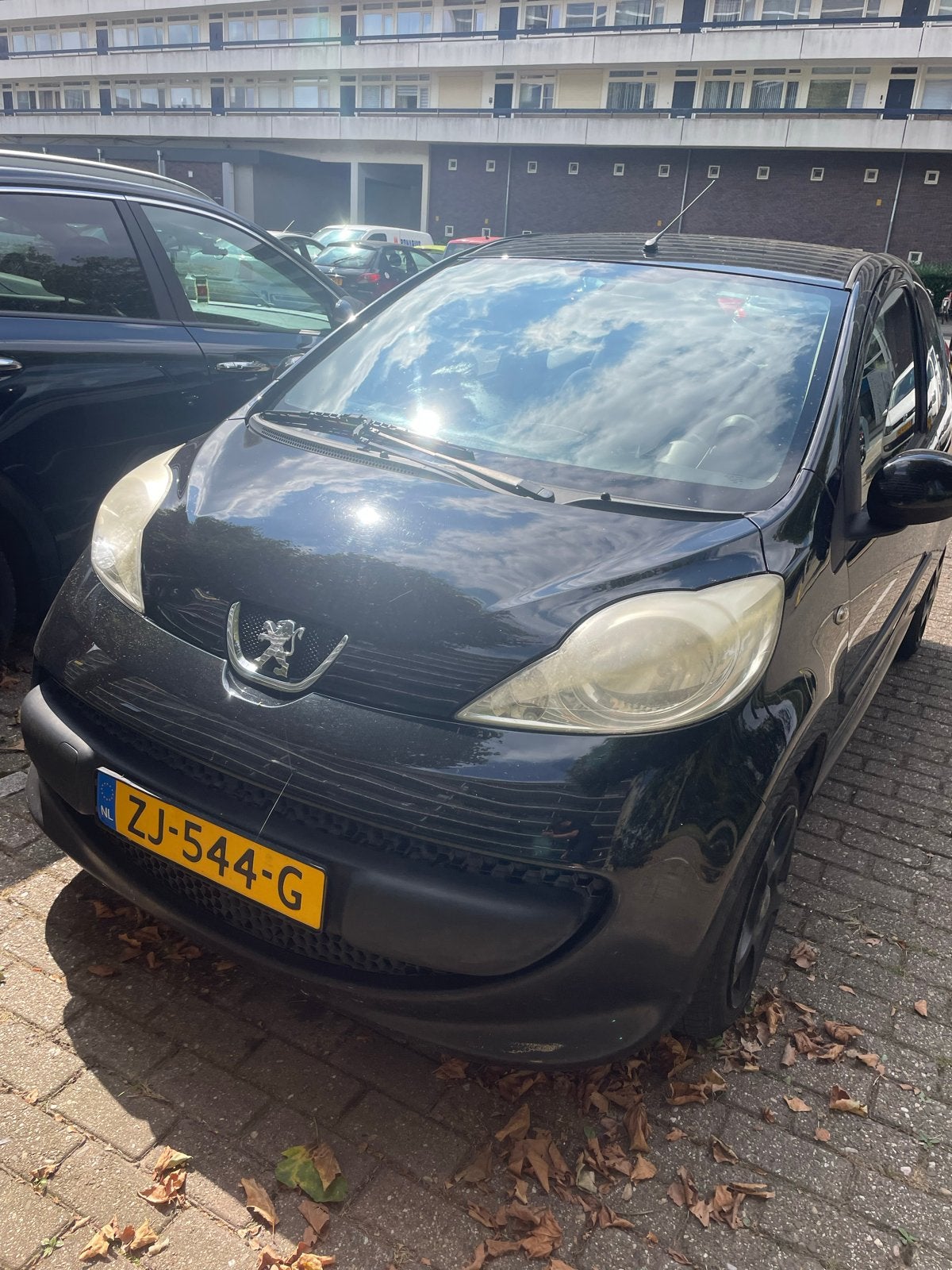 Peugeot 107 1.0 12V 3DR 2008 Zwart, Auto's, Voorwielaandrijving, 4 stoelen, Handgeschakeld, Particulier