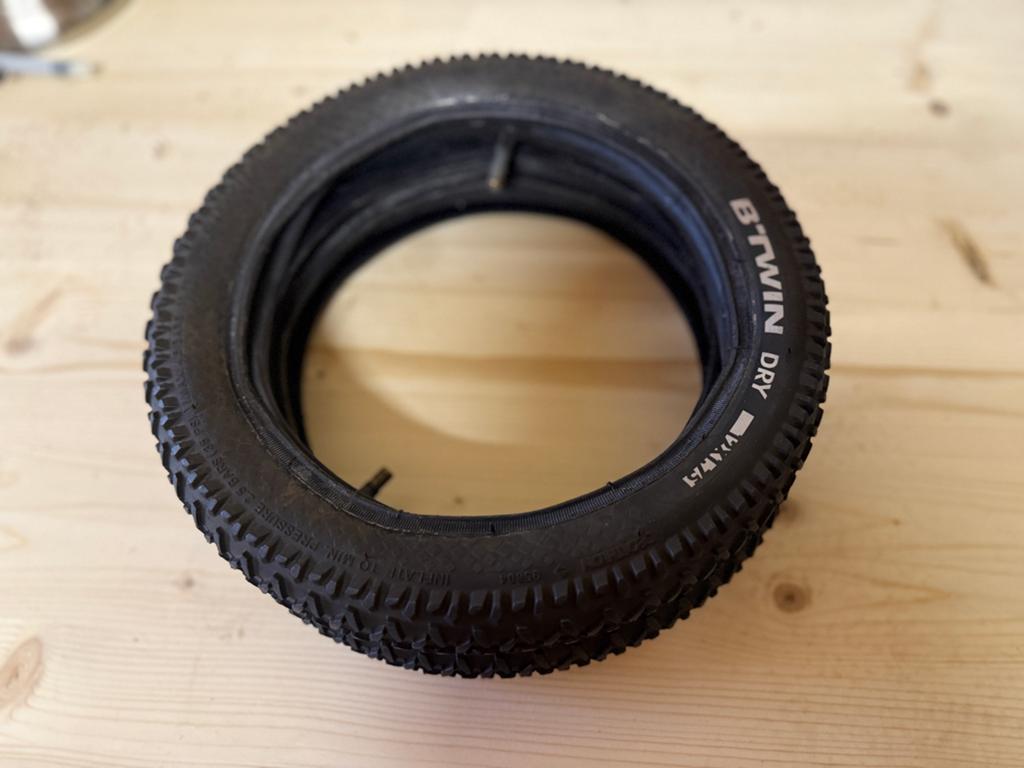 Set B'Twin Dry fietsbanden 12x1.75 - Zo goed als nieuw, Ophalen, Zo goed als nieuw, Overige merken