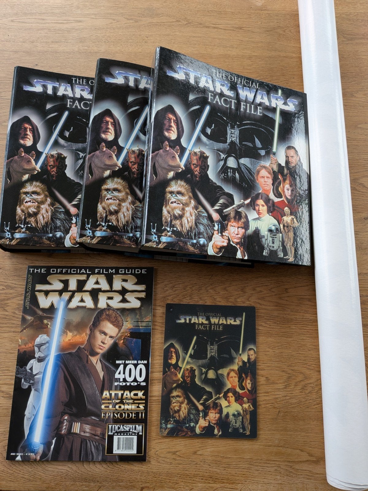 Star Wars Fact File Collectie 3 Mappen, 1 muismat, 1 poster, Ophalen of Verzenden, Zo goed als nieuw, Boek of Poster