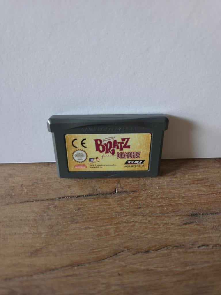 Game Boy Advance - Bratz Forever Diamondz, 1 speler, Ophalen of Verzenden, Zo goed als nieuw, Vanaf 3 jaar