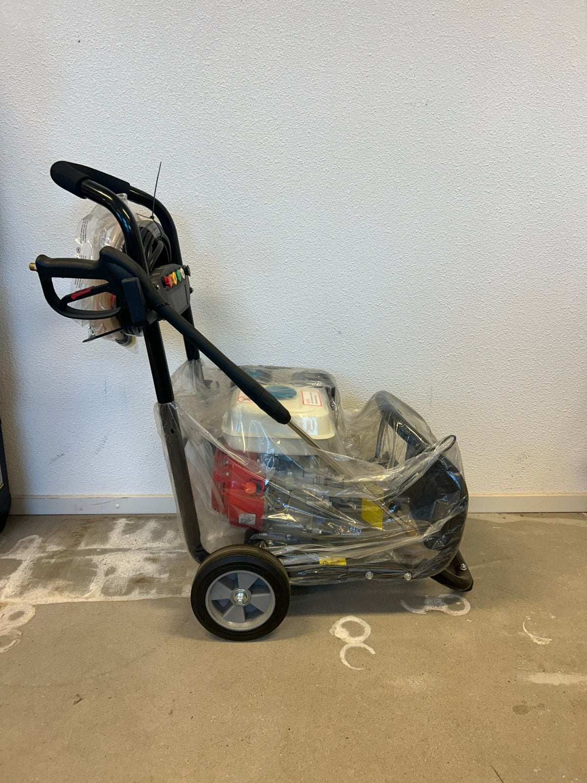 Nieuwe Benzine Hogedrukreiniger, Kränzle Profi-Jet B 16/250