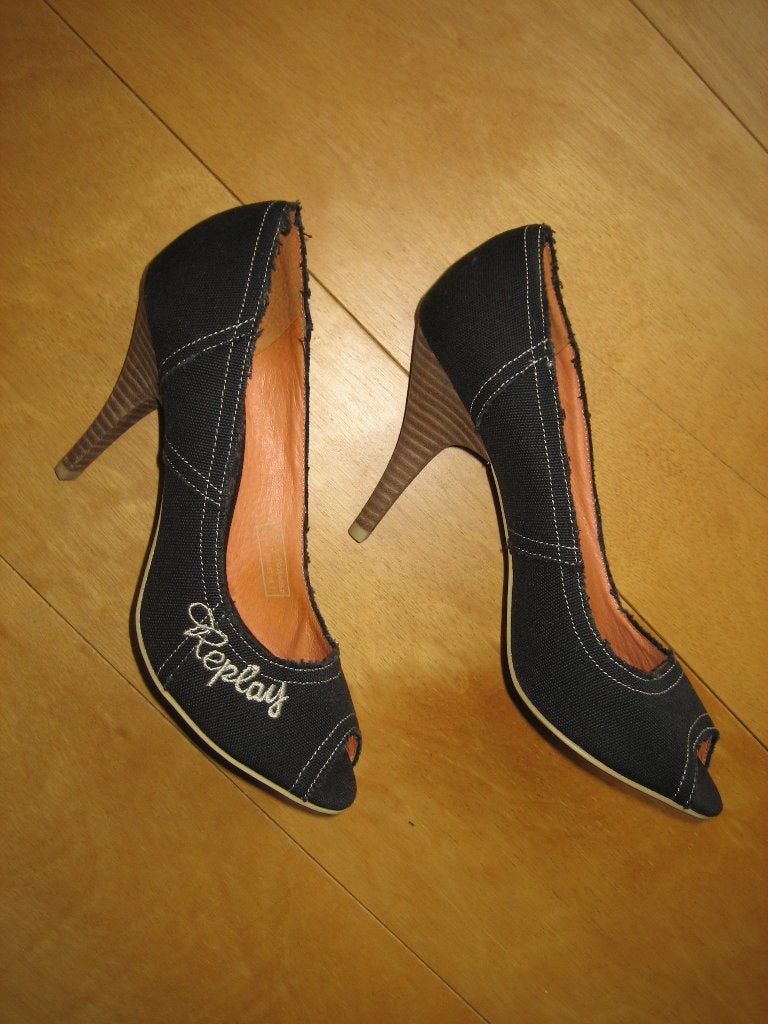 Nieuw! Zwarte canvas pumps met open neus REPLAY 37 Snazzeys, Kleding | Dames, Pumps, Verzenden, Zwart, Nieuw