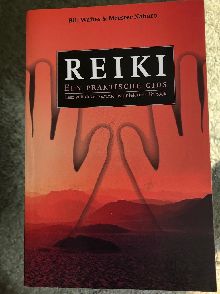 Boek Reiki, Boeken, Ophalen of Verzenden, Zo goed als nieuw, Spiritualiteit algemeen, Overige typen