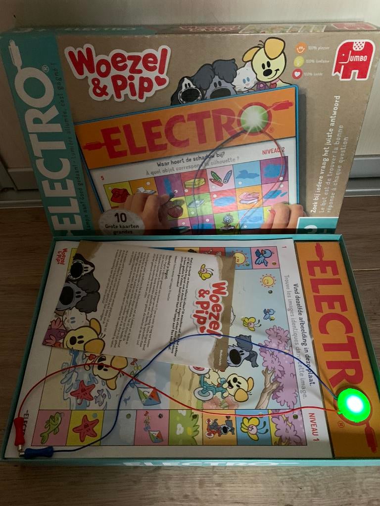 Woezel en Pip electro en kaartjes om te knutselen, Ophalen of Verzenden, 10 tot 50 stukjes, Zo goed als nieuw