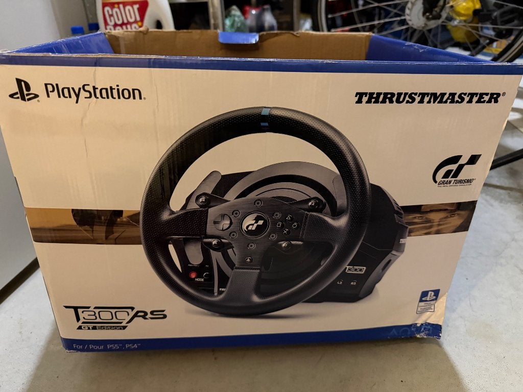Thrustmaster T300RS GT Edition Racestuur met Pedalen, Ophalen, Racestuur, Gebruikt, Force feedback