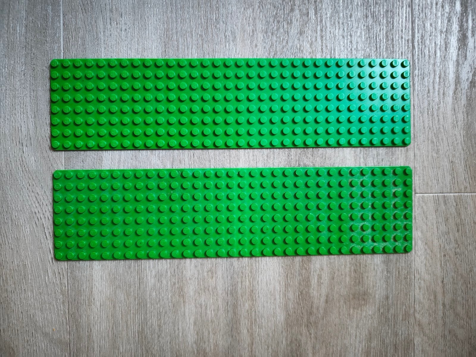 Lego grondplaten bouwplaten 8x32 groen, Ophalen of Verzenden, Gebruikt, Grondplaat, Lego