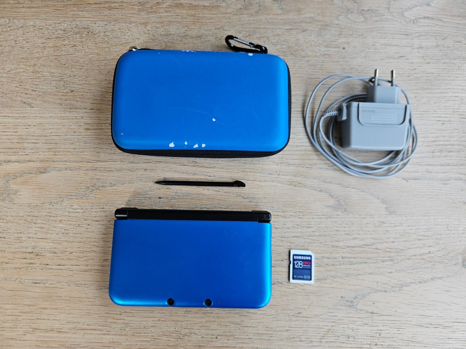 Nintendo 3DS XL + 128 GB SD kaart, Blauw, 3DS XL, Ophalen of Verzenden, Zo goed als nieuw