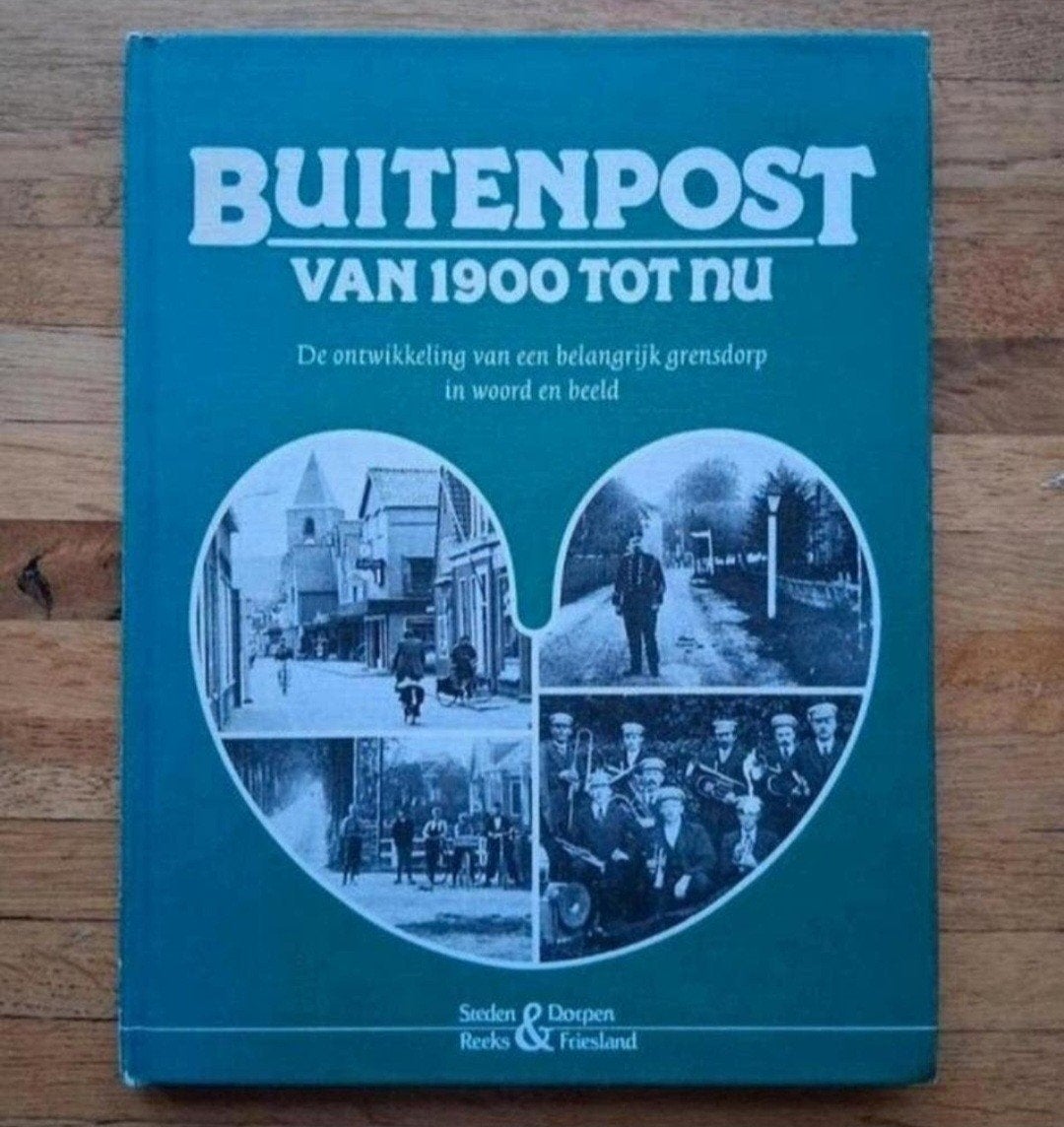 Buitenpost van 1900 tot nu
De ontwikkeling van een belangrij, Ophalen of Verzenden, Zo goed als nieuw