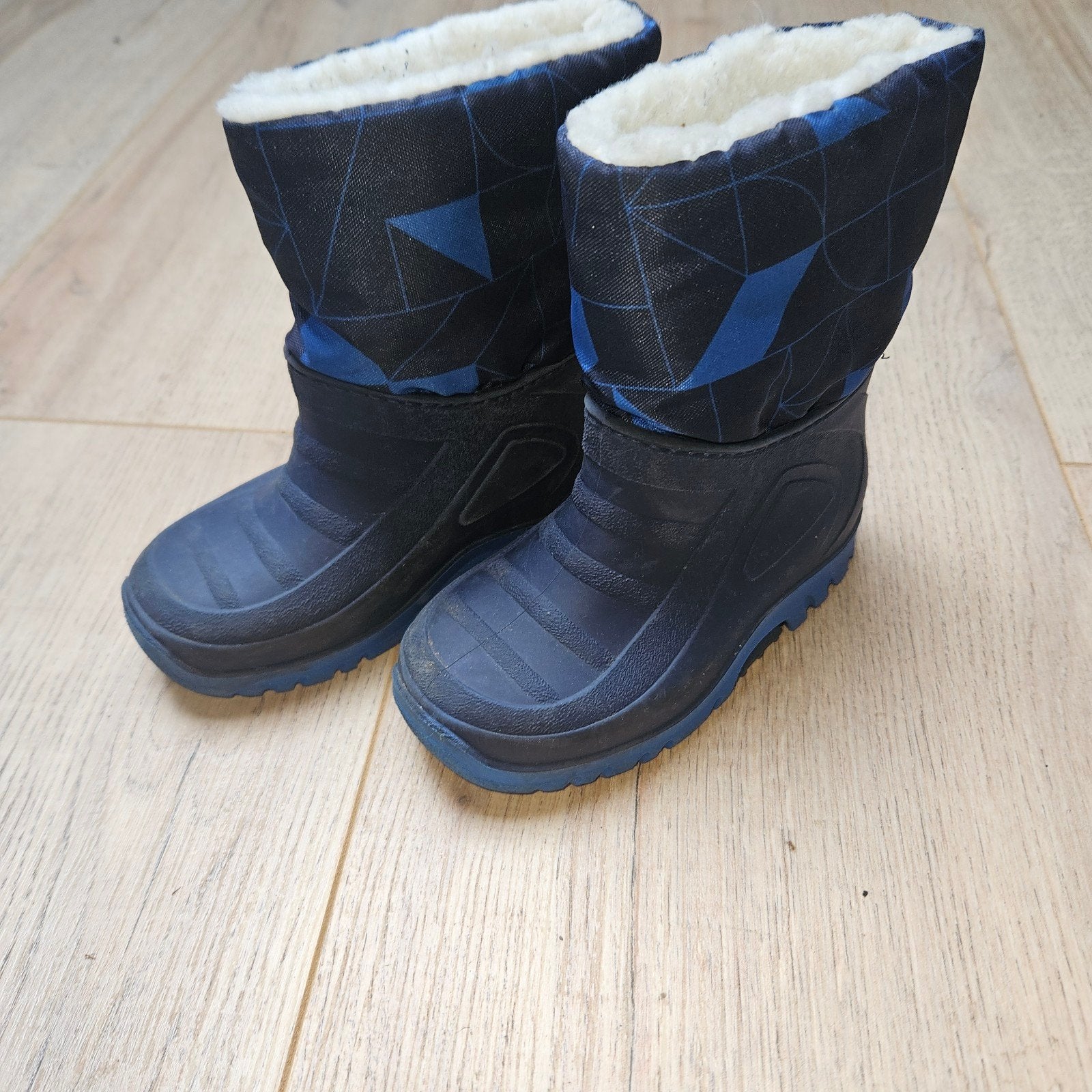 Kinder snowboots/gewateerde kaplaarzen. Kleur blauw, maat 25, Ophalen, Gebruikt, Laarzen, Jongen
