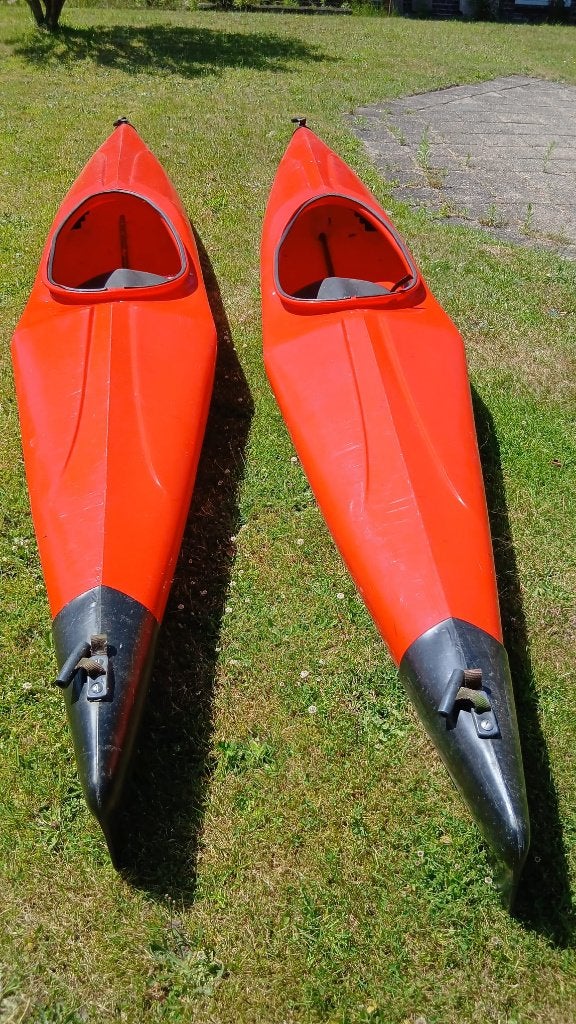 twee zo goed als nieuwe toerkajaks MI 415 cm, Watersport en Boten, It West 12, 9216 XE Oudega, Eén persoon, Kanohandel, Kajak