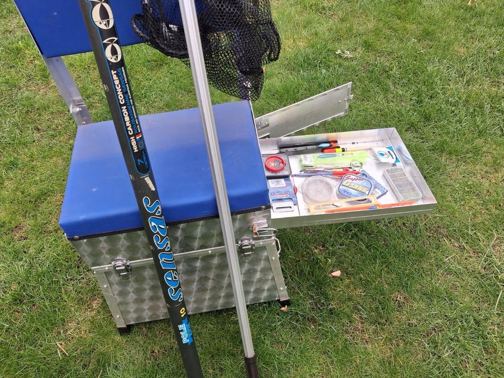 Hengel Sensas met viskoffer en toebehoren, Watersport en Boten, Hengelsport | Algemeen, Ophalen of Verzenden, Gebruikt
