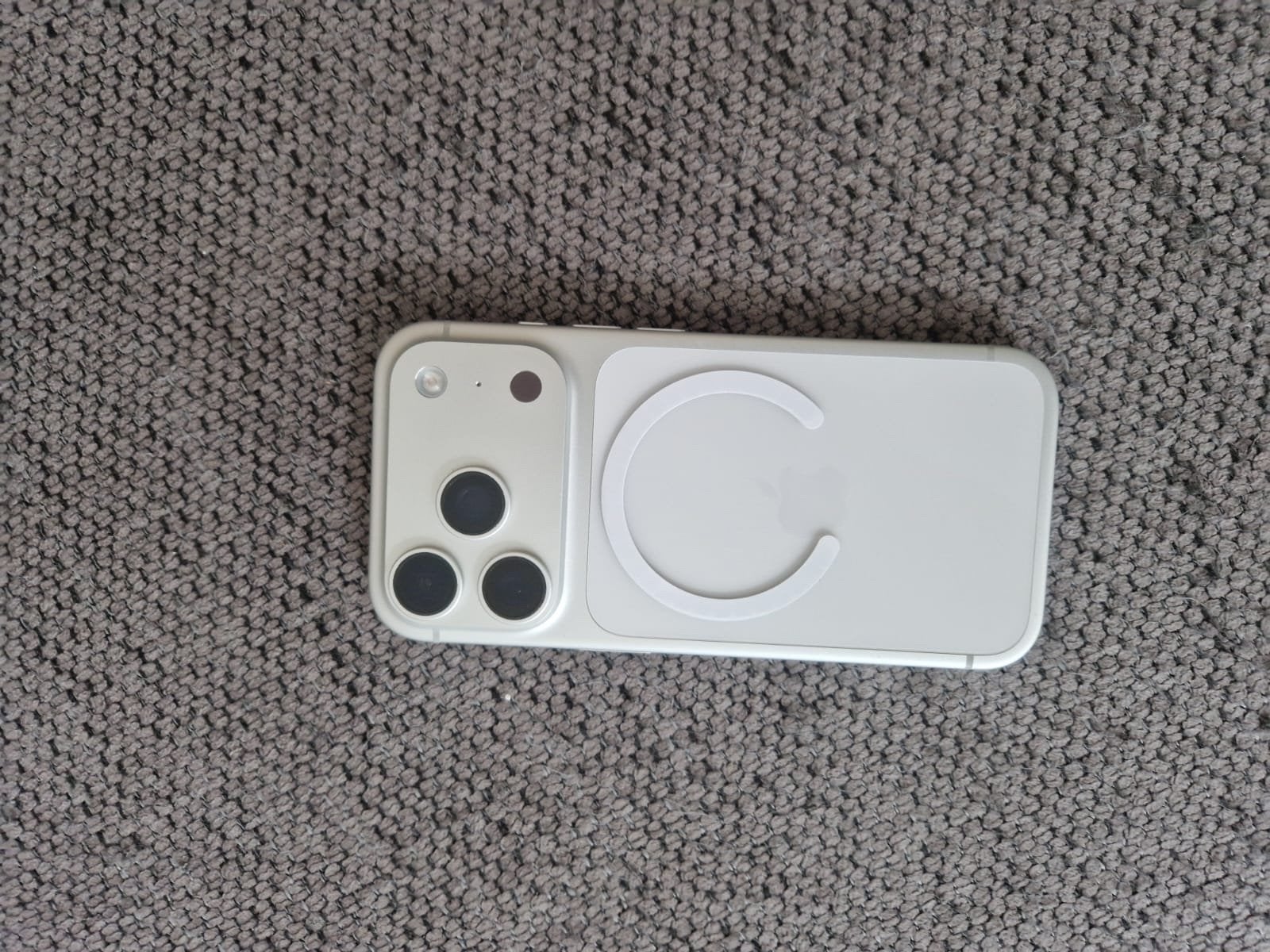 iPhone 17 Pro , 1050, Telecommunicatie, Zo goed als nieuw, Zonder simlock, Grijs, Ophalen