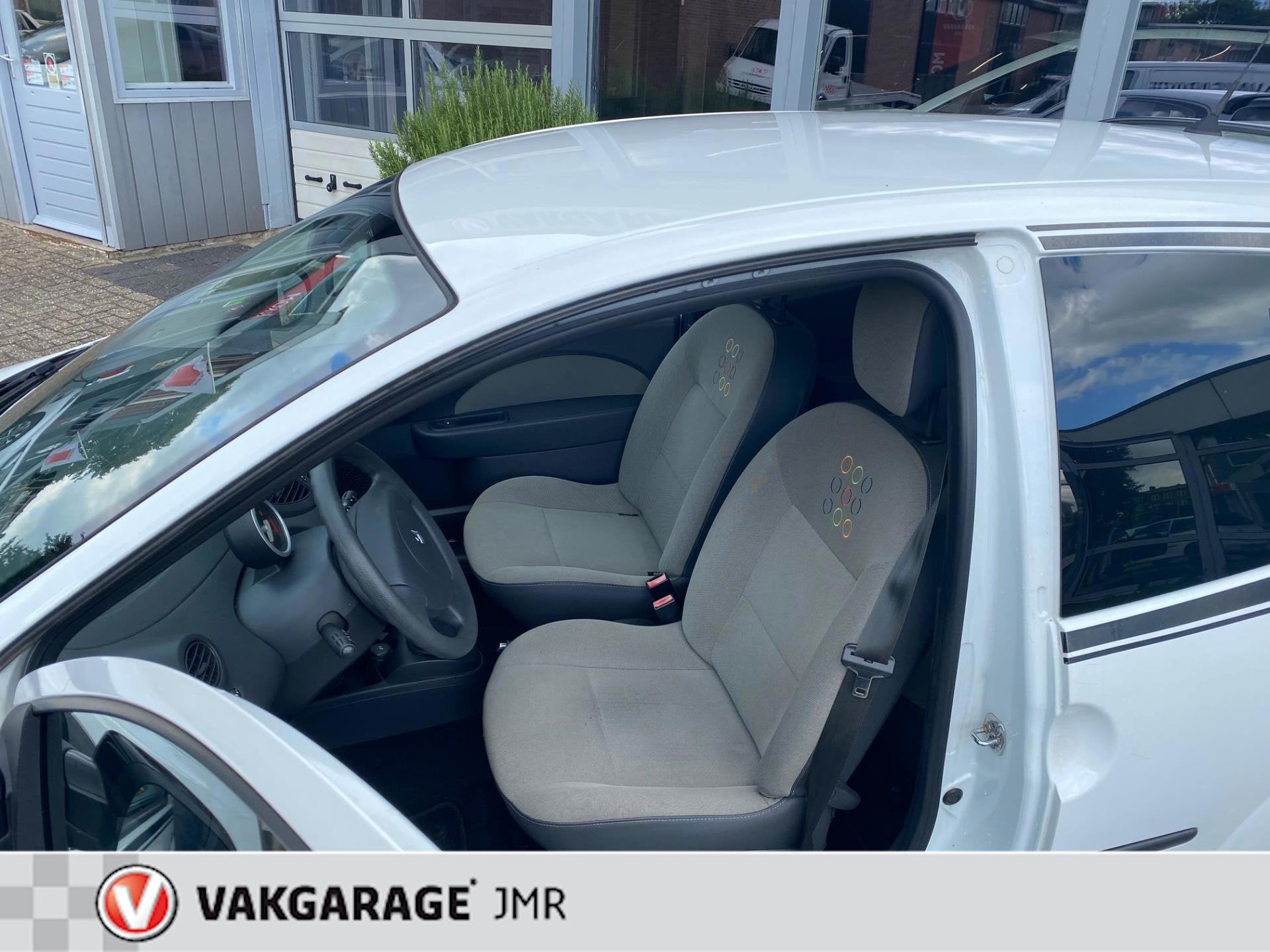 Renault Twingo 1.2-16V Collection - Airco - Toerenteller, Auto's, Gebruikt, 4 cilinders, 4 stoelen, Wit