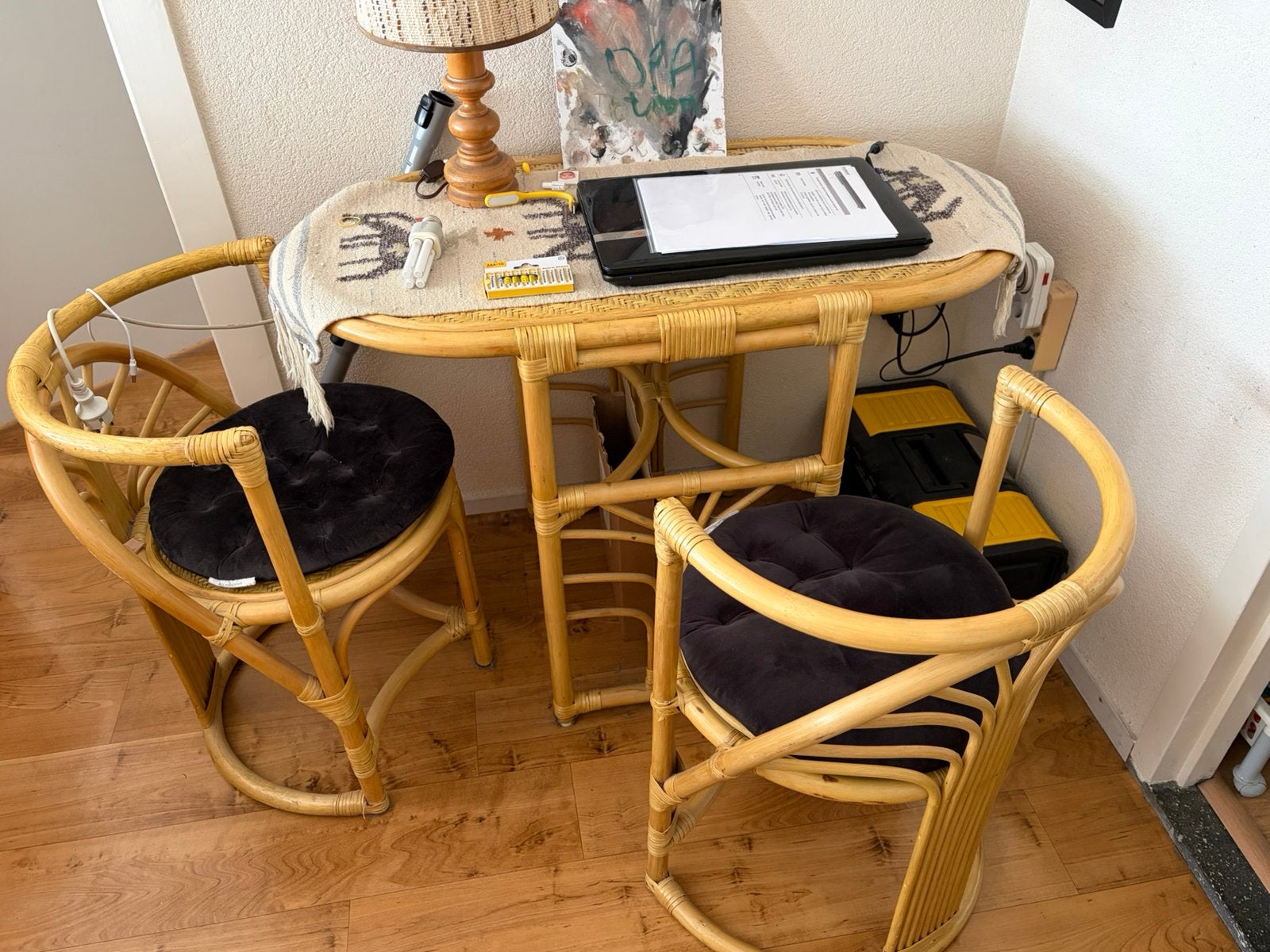 Rieten tafeltje met 2 stoeltjes, Ophalen, Gebruikt