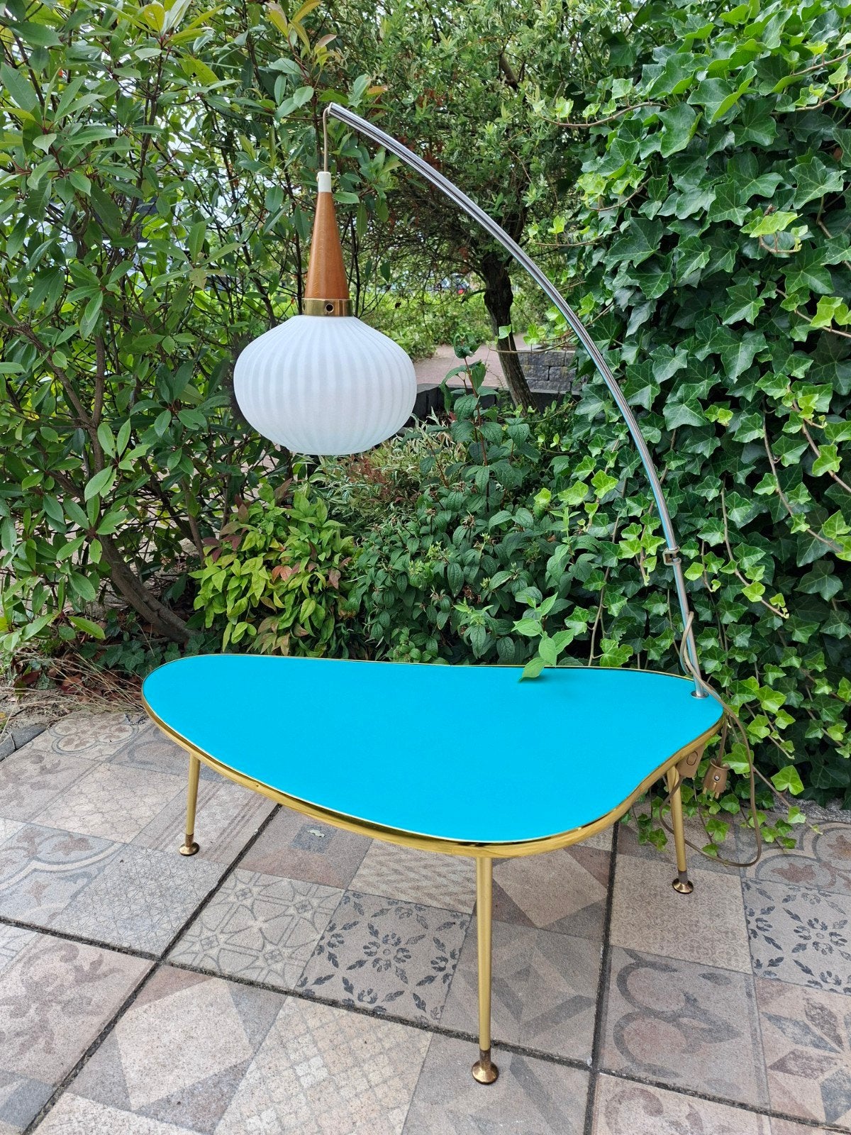 Vintage-retro bijzettafel met booglamp, Ophalen of Verzenden, Rond, Minder dan 55 cm