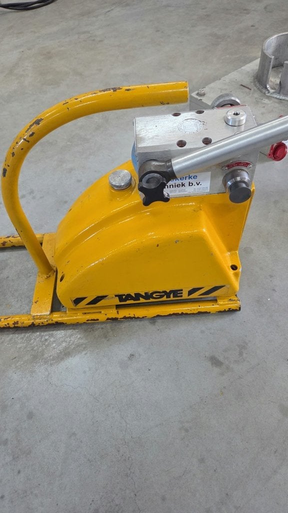 hydrauliekpomp (tangye), Ophalen, Gebruikt